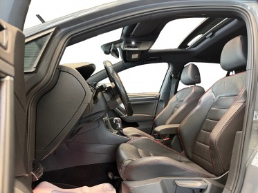 Volkswagen golf vii 2.0 tsi 290 tcr dsg7 suivi complet vw - akrapovic - toit ouvrant - dcc - camera - pack assit route -......