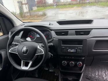 Renault express 95cv confort  tva recupérable garantie 12 mois occasion simplicicar lyon nord simplicicar simplicibike france
