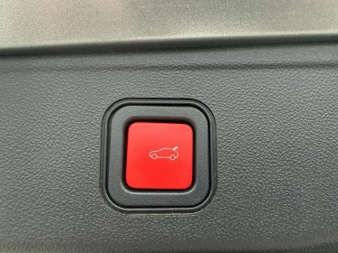 Jeep avenger 115kw 4x2 first edition caméra de recul garantie 12 mois occasion simplicicar lyon nord simplicicar...