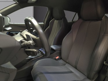 Peugeot 2008 130 eat8 gt carplay attelage première main entretien peugeot garantie 12 mois occasion simplicicar saint-jean...