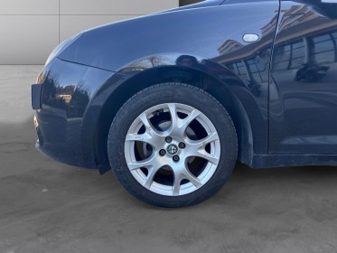 Alfa romeo mito 1.4 mpi 78 ch distinctive occasion  simplicicar nice - pfvauto simplicicar simplicibike france