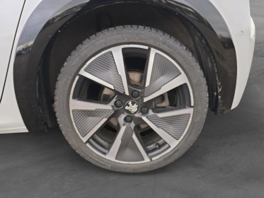 Peugeot 208 electrique 50 kwh 136 ch gt pack caméra de recul sièges avants chauffants garantie 12 mois soh 84.9% occasion...