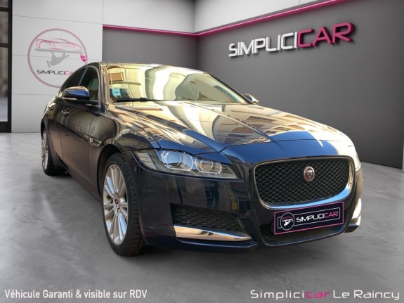 Jaguar xf xf 2.0 d - 180 ch bva awd prestige très bon état toit ouvrant garantie 12 mois occasion simplicicar le raincy...