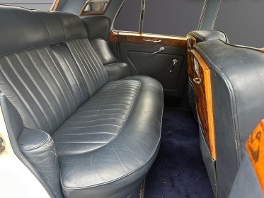 Bentley s1 s1 toit ouvrant  couleur crème et bleu marine occasion paris 17ème (75)(porte maillot) simplicicar simplicibike...