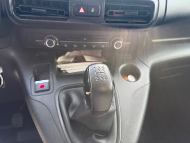 Citroen berlingo taille m bluehdi 100 ss bvm shine applecarplay caméra de recul garantie 12 mois occasion simplicicar vernon...