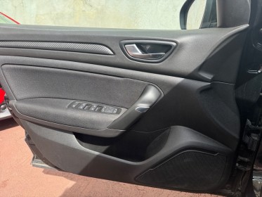 Renault megane iv estate 1.3 tce 115 fap limited radar de recul trés bien entretenue garantie 12 mois occasion simplicicar...