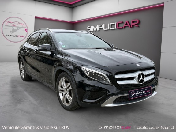 Mercedes classe gla 200 sensation 7-g dct a occasion simplicicar toulouse nord simplicicar simplicibike france