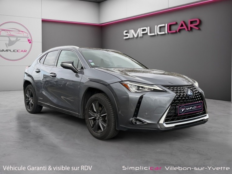Lexus ux250h luxe plus caméra de recul détecteur angle mort régulateur de vitesse line assist garantie 12 mois occasion...