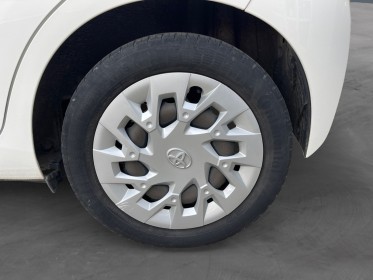 Toyota aygo 1.0 / bluetooth/cam de recul/régulateur/garantie 12 mois occasion simplicicar la fleche simplicicar simplicibike...