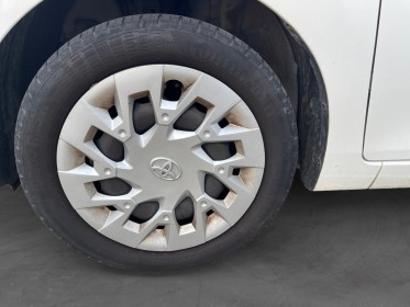 Toyota aygo 1.0 / bluetooth/cam de recul/régulateur/garantie 12 mois occasion simplicicar la fleche simplicicar simplicibike...