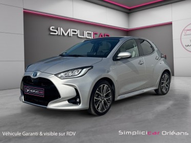 Toyota yaris hybride my21 iconic 116ch carplay toit pano radars av/ar caméra ar garantie 12 mois occasion simplicicar...