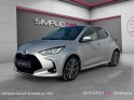 Toyota yaris hybride my21 iconic 116ch carplay toit pano radars av/ar caméra ar garantie 12 mois occasion simplicicar...