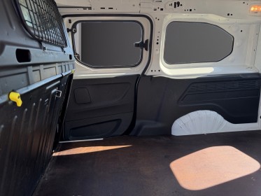 Peugeot partner fourgon long 950 kg hdi 100 1ere main tva recuperable entretien concession occasion simplicicar toulouse nord...