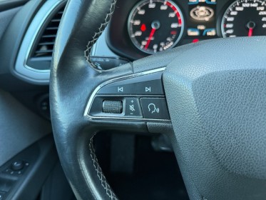 Seat leon 1.2 tsi 110 - caméra - radar av/ar - clim auto - régulateur - feux auto occasion simplicicar salon de provence...