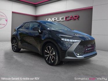 Toyota c-hr hybride my23 1.8l design 122 ch cvt caméra de recul 1ére main révisée garantie toyota 12 mois hayon...