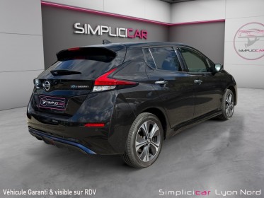 Nissan leaf 2021.5 electrique 62kwh n-connecta soh 92 % occasion simplicicar lyon nord simplicicar simplicibike france
