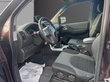 Nissan navara 2.5 dci 144 king cab optima camera de recul sieges chauffants attelage garantie 12 mois occasion simplicicar...