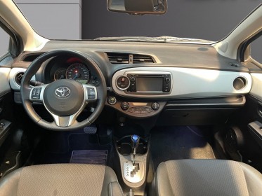 Toyota yaris hybride 100h style toit pano keyless go camera de recul garantie 12 mois occasion simplicicar tours  simplicicar...