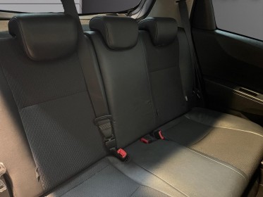 Toyota yaris hybride 100h style toit pano keyless go camera de recul garantie 12 mois occasion simplicicar tours  simplicicar...