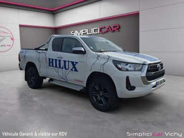 Toyota hilux x-tra simple cabine 2.8 d-4d 204 ch 4wd garantie constructeur camera de recul tva récupérable coffre de benne...