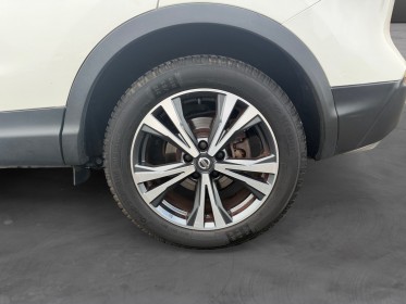 Nissan qashqai 1.2 dig-t 115 n-connecta sieges chauffants camera 360 attelage garantie 12 mois occasion simplicicar labarthe...