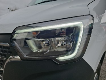 Renault master fourgon gn f3300 l2h2 dci 135 grand confort occasion osny simplicicar simplicibike france