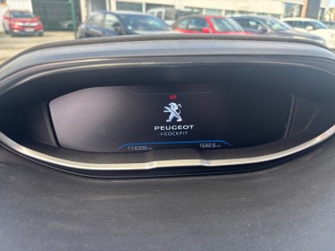Peugeot 5008 1.2 puretech 130ch ss bvm6 allure occasion simplicicar frejus  simplicicar simplicibike france