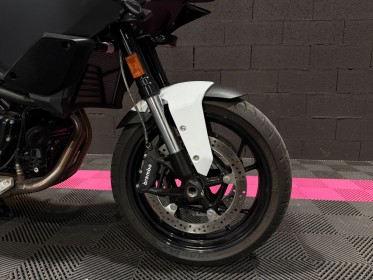 Bmw f 900 xr finition pro f 900 xr- garantie 12 mois occasion simplicibike nÎmes simplicicar simplicibike france