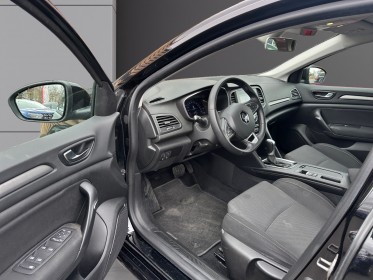 Renault megane iv berline evolution dci 115ch - diesel - boite auto - occasion simplicicar compiegne simplicicar simplicibike...