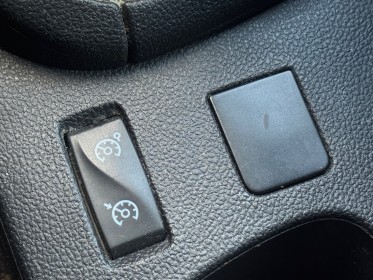 Renault clio iv 1.2 16v 75 limited garantie 12 mois occasion simplicicar vienne simplicicar simplicibike france