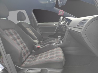 Volkswagen golf 2l tsi 245 ch dsg7 gti performance - garantie 12 mois occasion simplicicar reims simplicicar simplicibike...