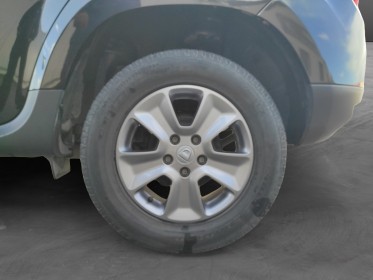 Dacia duster 1.5 dci 110 4x4 lauréate 2 places - garantie 12 mois occasion simplicicar reims simplicicar simplicibike france