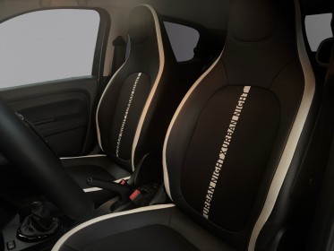 Renault twingo iii sce 65 sl urban night  carplay garantie 12 mois occasion simplicicar saint-jean simplicicar simplicibike...