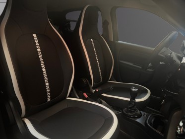 Renault twingo iii sce 65 sl urban night  carplay garantie 12 mois occasion simplicicar saint-jean simplicicar simplicibike...