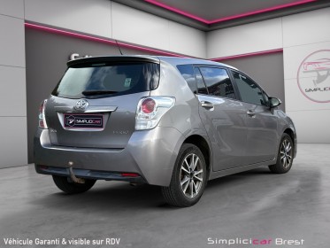 Toyota verso lca 112 d-4d 7pl fap skyview - garantie 12 mois occasion simplicicar brest simplicicar simplicibike france