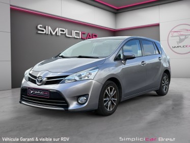 Toyota verso lca 112 d-4d 7pl fap skyview - garantie 12 mois occasion simplicicar brest simplicicar simplicibike france