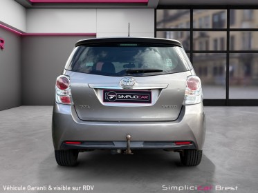 Toyota verso lca 112 d-4d 7pl fap skyview - garantie 12 mois occasion simplicicar brest simplicicar simplicibike france