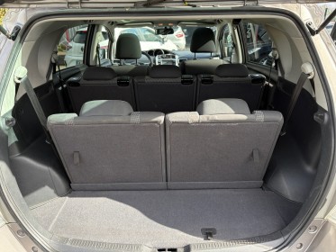 Toyota verso lca 112 d-4d 7pl fap skyview - garantie 12 mois occasion simplicicar brest simplicicar simplicibike france