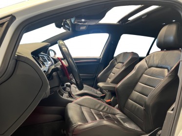 Volkswagen golf 2.0 tsi 230 bluemotion technology dsg6 gti performance - dynaudio - toit pano - jantes brescia 19 - camÉra...
