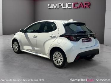 Toyota yaris hybride my25 116h dynamic garantie 12 mois occasion simplicicar vienne simplicicar simplicibike france
