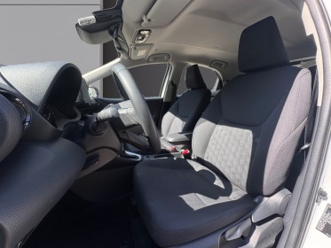 Toyota yaris hybride my25 116h dynamic garantie 12 mois occasion simplicicar vienne simplicicar simplicibike france