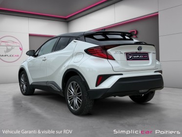 Toyota c-hr hybride my20 1.8l distinctive carplay caméra de recul garantie toyota occasion simplicicar poitiers simplicicar...
