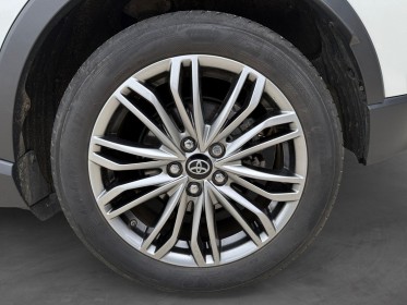 Toyota c-hr hybride my20 1.8l distinctive carplay caméra de recul garantie toyota occasion simplicicar poitiers simplicicar...