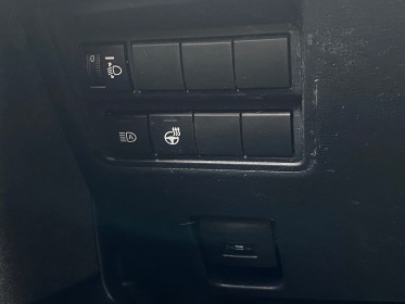 Toyota yaris hybride my22 116h design - sièges chauffants - volant chauffant - caméra de recul occasion simplicicar lagny ...