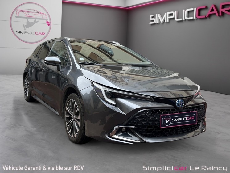Toyota corolla touring sports hybride nouvelle 196ch design carplay entretien complet toyota garantie 12 mois occasion...