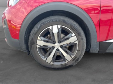 Peugeot 3008 130ch eat8 allure gps gripcontrol angles-mort sièges chauffants garantie 12 mois occasion simplicicar genevois...