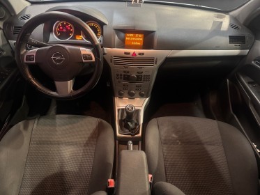 Opel astra 1.7 100ch garantie 12 mois occasion montpellier (34) simplicicar simplicibike france