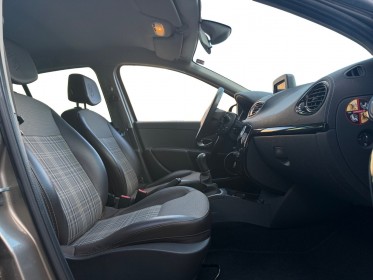 Renault clio iii dci 90 eco2 sl xv de france 1er main - suivi complet renault occasion simplicicar strasbourg simplicicar...