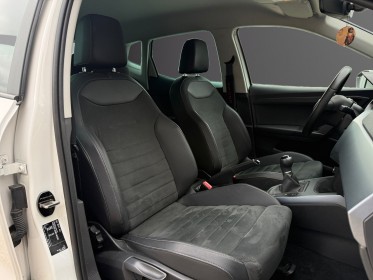 Seat arona 1.0 tsi 95 ch start/stop bvm5 urban carplay caméra de recul garantie 12 mois occasion simplicicar poitiers...