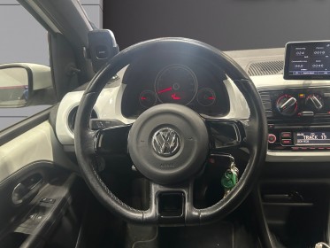 Volkswagen up up 1.0 60 bluemotion technology up! club - garantie 12 mois occasion simplicicar lyon ouest simplicicar...